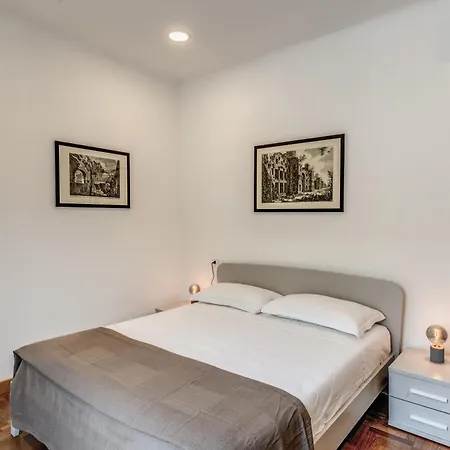 Apartment Frattina Grand - Vacanze Romane *