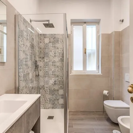 Frattina Grand - Vacanze Romane Apartment Rome