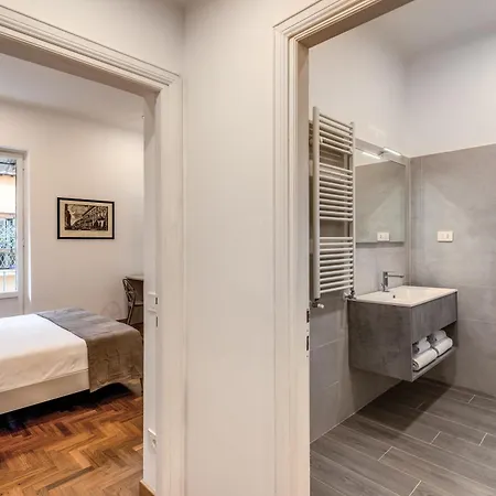 Frattina Grand - Vacanze Romane Lägenhet